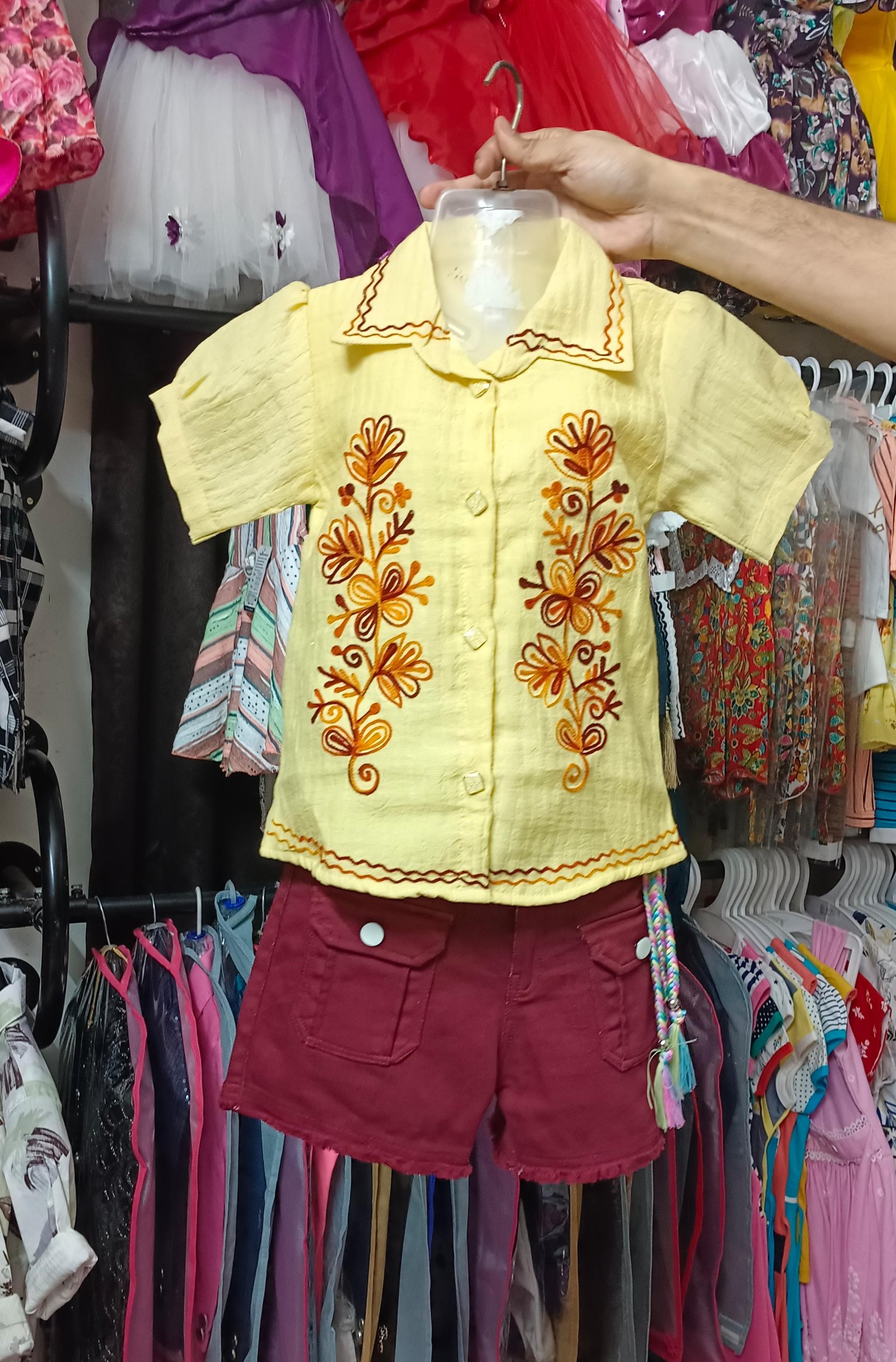 Hot pant Top 20x30