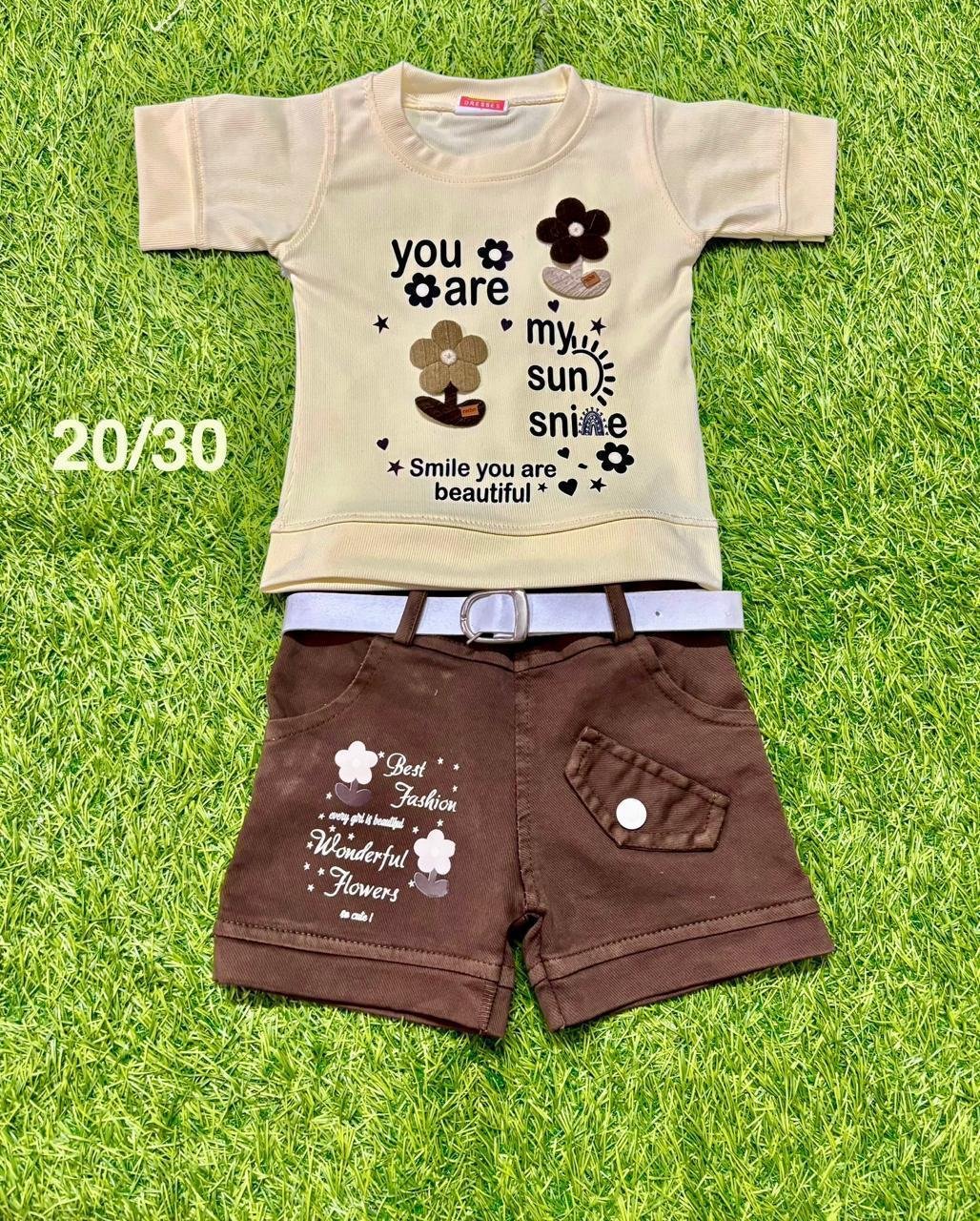 Hot pant Top 20x30