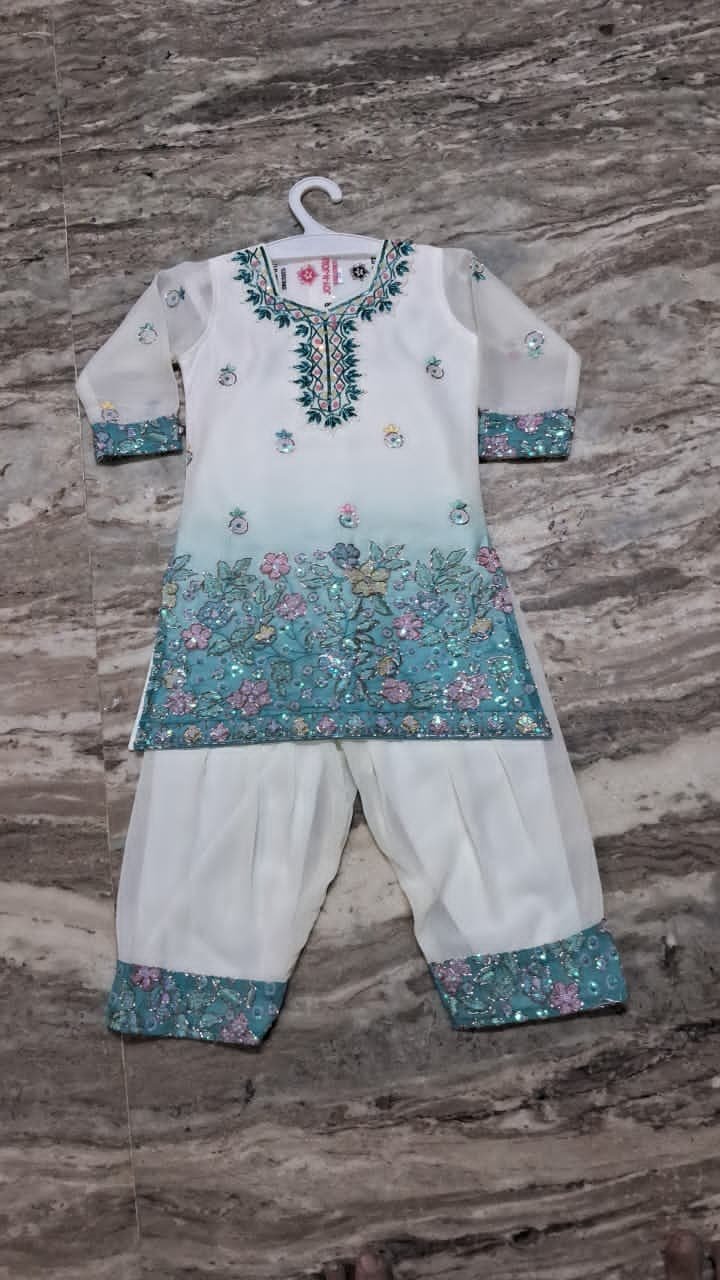Farsi 22x32